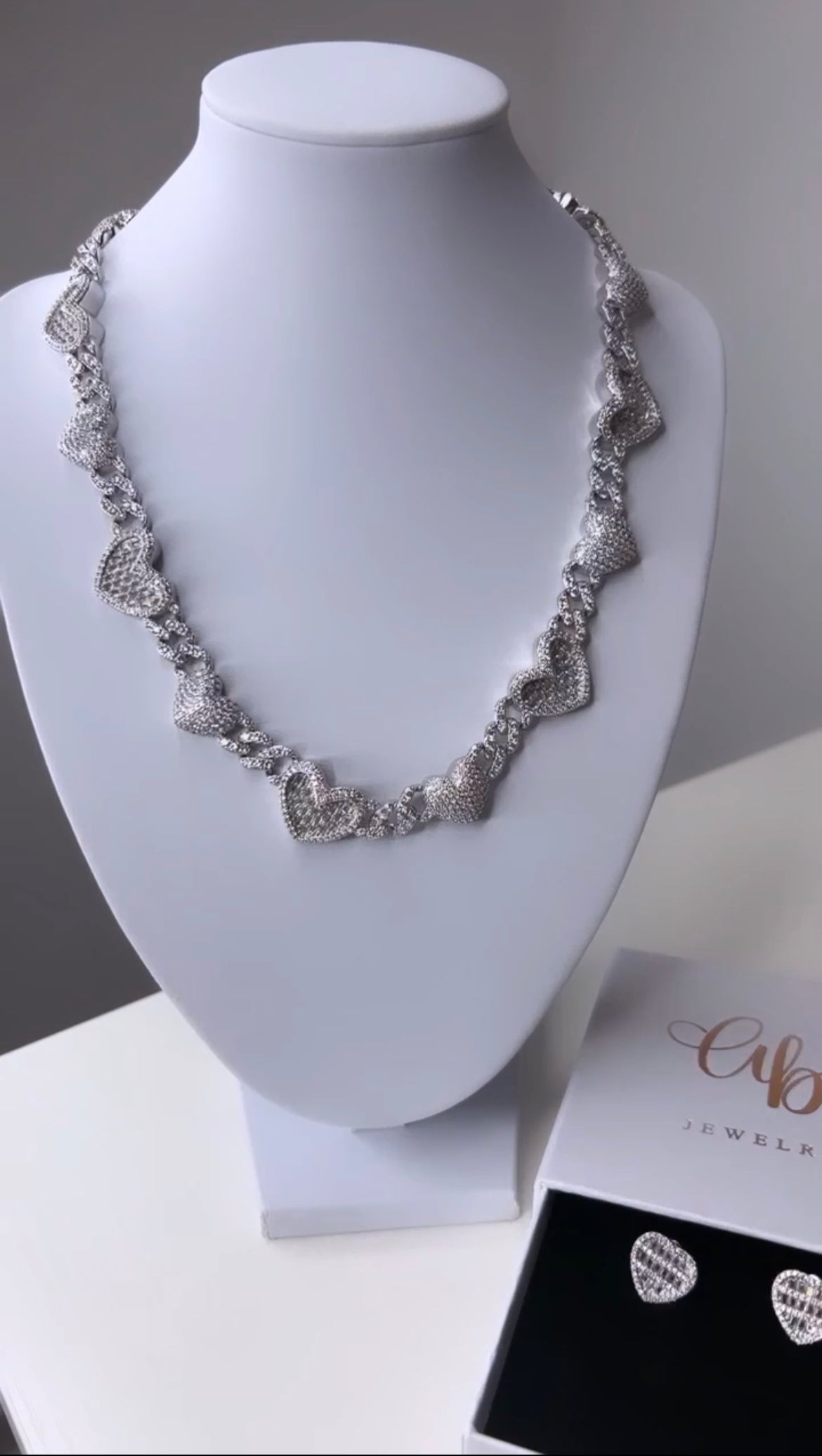 Hot Girl Heart Cuban Necklace